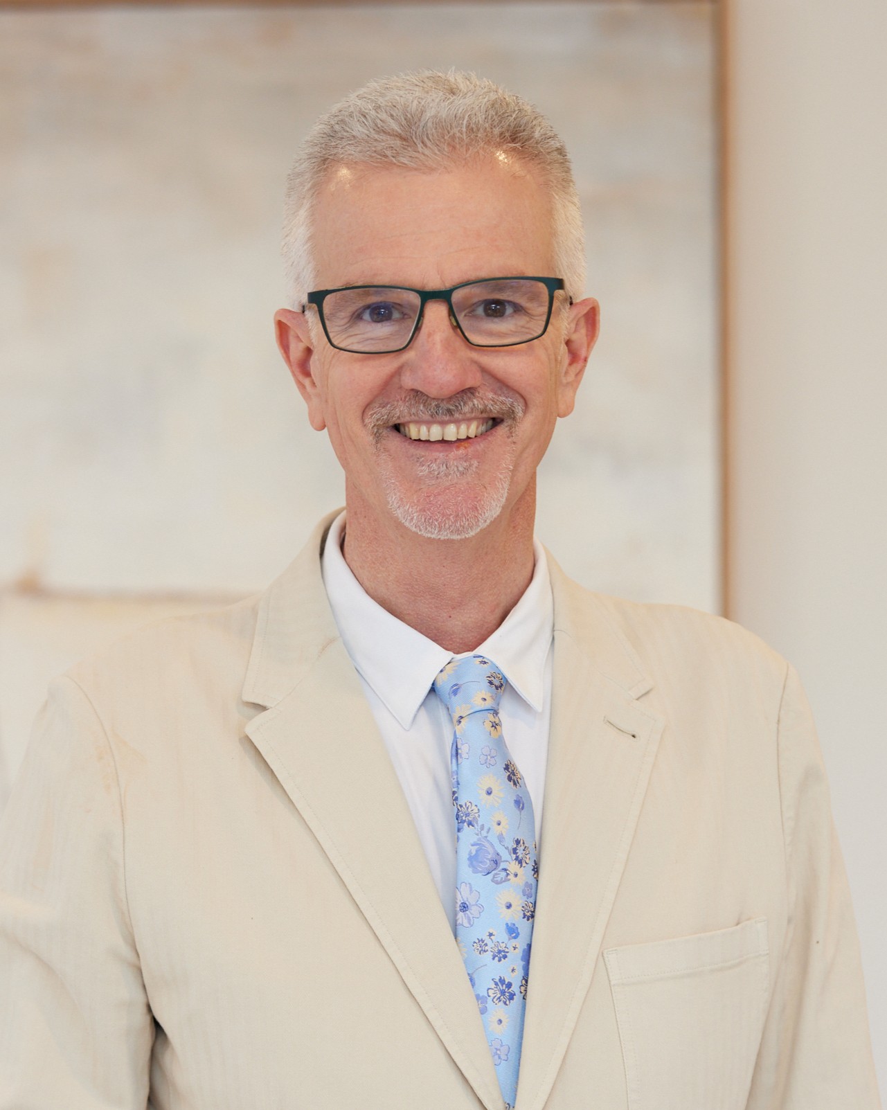 Dr Brian James - Periodontist - Laser Gum Treatment Dr Brian James - Periodontist - Laser Gum Surgery